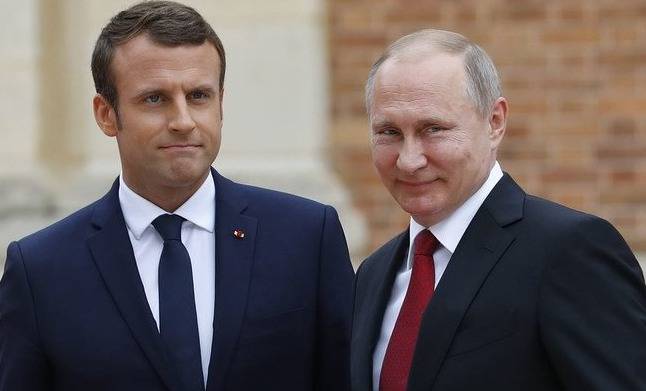 بوتين وماكرون يتفقان على العمل لاستئناف المفاوضات السورية