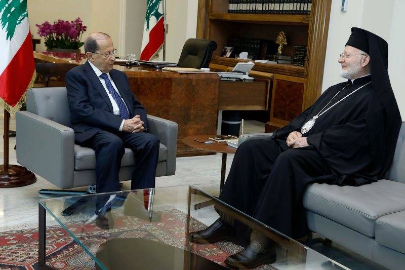 عون استقبل وزير الدفاع والمطران زحلاوي