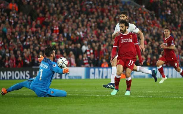 دوري أبطال أوروبا في كرة القدم :
فوز ليفربول على روما (5-2)