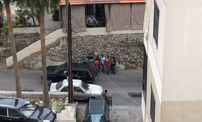 طعنه في رقبته حتى الموت.. اشكال صربا الدموي الى تفاقم فما جديده؟!