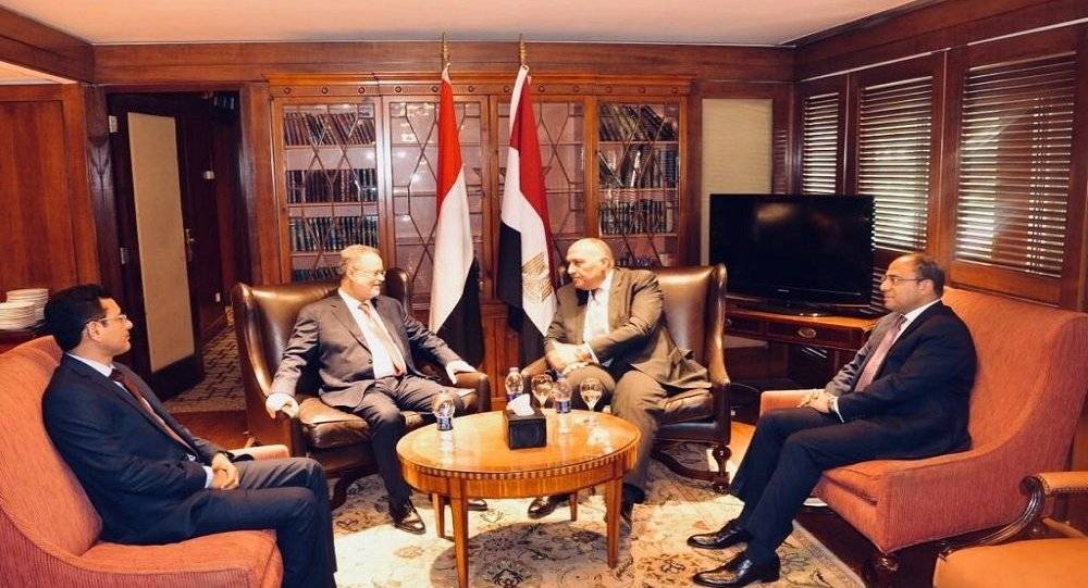 بيان مصري بشأن حل أزمة اليمن (صور)