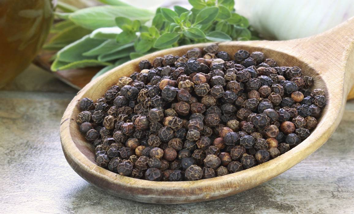 ماء الفلفل الأسود.. سيحميك من السرطان والسكري