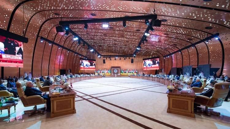 علاء مبارك يهاجم أمين جامعة الدول العربية.. ما السبب؟