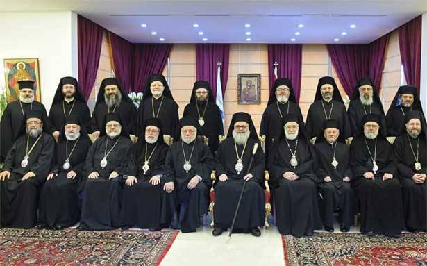 «نُصلّي ليعمّ السلام في سوريا والعراق والعالم أيضاً»
«المجمّع الأنطاكي» : لتكن الإنتخابات مُنعطفاً لتدعيم
الإستقرار وانتظام عمل المؤسّسات وفتح ورشة إصلاحيّة