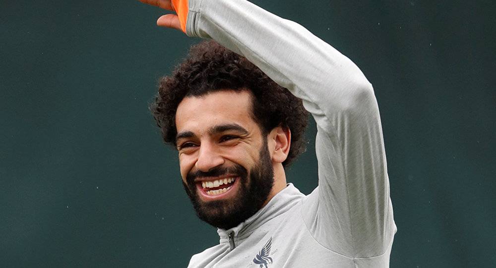 بالفيديو... محمد صلاح يرقص مع لاعبي ليفربول بعد التأهل لنهائي أبطال أوروبا