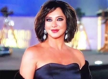 ما قصة انسحاب سلاف فواخرجي من السباق الرمضاني في اللحظات الأخيرة ؟