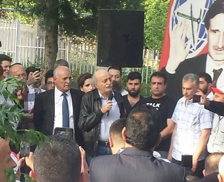 جنبلاط جال في الشوف الاعلى: السلطة الجديدة تريد نبش القبور بدل المصالحات بتطويق الجبل واسقاط المختارة