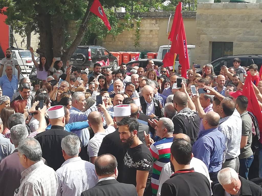 جنبلاط جال في قرى العرقوب: التحدي بعد الانتخابات اقتصادي واجتماعي