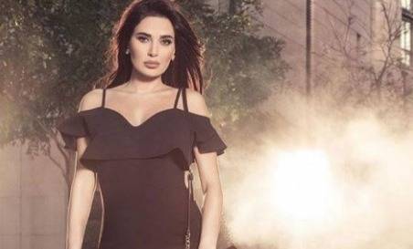 بالفيديو: سيرين عبدالنور من دون مكياج.. وهذا ما فعله زوجها