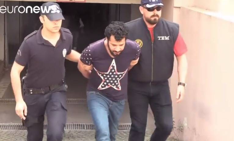 "أمير الرقة" بقبضة تركيا.. هذا ما فعله في صفوف "داعش"!