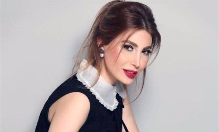 بالفيديو-  يارا تلتقي ميسي.. شاهدوا رد فعلها!