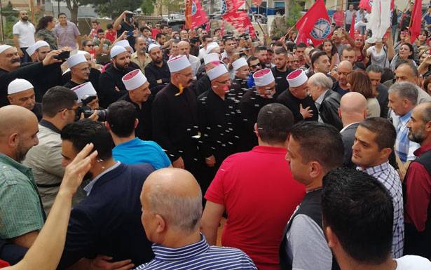 جنبلاط لأهالي المناصف والودايا والجاهليّة :
مصالحتنا بين شجعان وأصواتهم الحاقدة لن تشوهها
