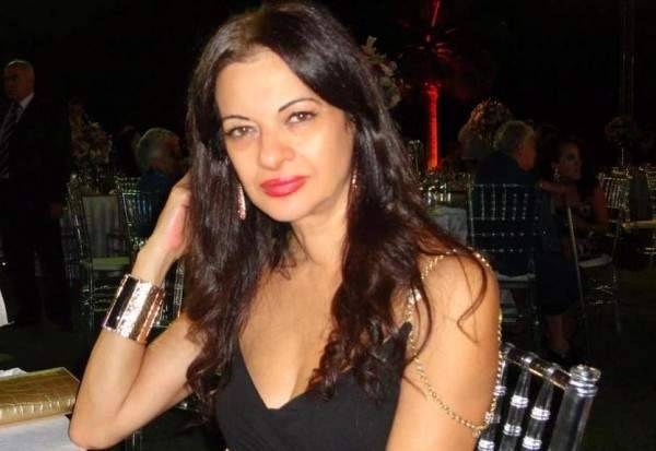 منى طايع : مرشح للإنتخابات "أكل عليي" 30 ألف دولار ورامي عياش خسر "حبيبي اللدود"