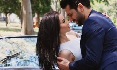 مراد يلدريم يفاجئ زوجته بهدية أكثر من ثمينة... خمنّوا كلفتها!