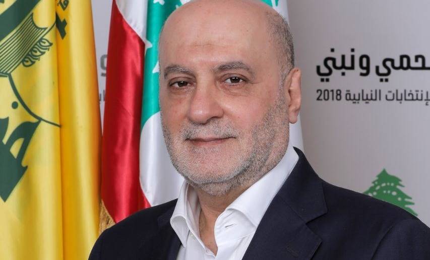 أمين شري دعا الى إزالة صوره من بيروت