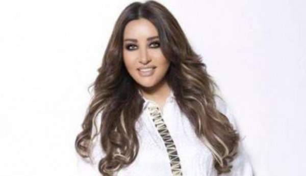 هكذا ردّت لطيفة على تشبيهها بـ ليلى علوي!