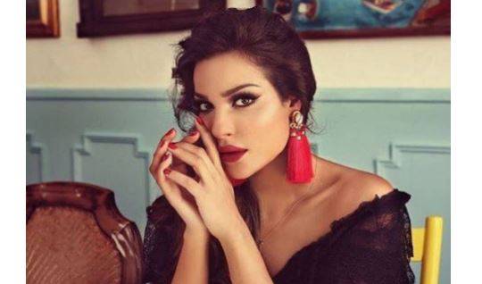 نادين نسيب نجيم تشعل مواقع التواصل بفيديو مع طفليها.. شاهدوا ماذا حصل