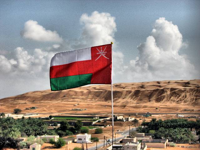 سلطنة عمان تحذر من خيار المواجهة بعد انسحاب أمريكا من الاتفاق النووي