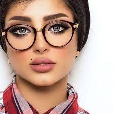 تطبيق يساعدك على تحديد درجة نظارتك الطبية