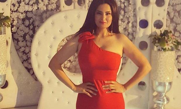 بالصورة: سما المصري بإطلالة مثيرة للجدل.. 