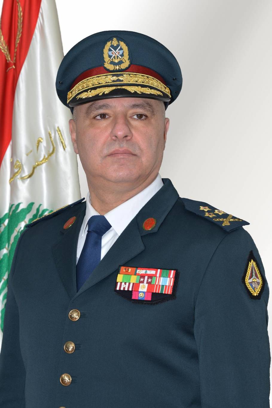 قائد الجيش عرض الاوضاع مع بخاري وكارديل