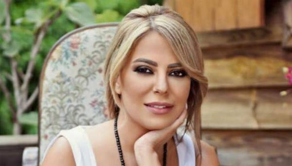 بالصورة- ليليا الأطرش برفقة شقيقتها..هل يشبهان بعضهما؟!