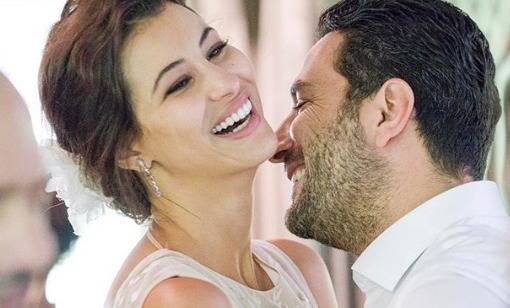 بالفيديو: رومنسية وسام بريدي وزوجته تشعل مواقع التواصل