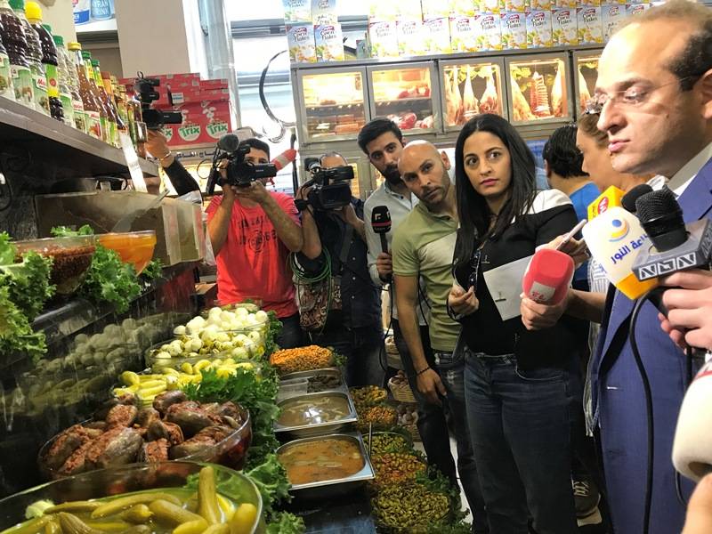 خوري متفقدا الأسواق التجارية في بيروت: ننصح بعدم التلاعب بالاوزان والاسعار