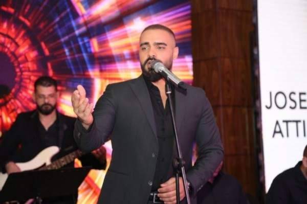بالصورة- محبو جوزيف عطية يفاجئونه بمناسبة عيد ميلاده