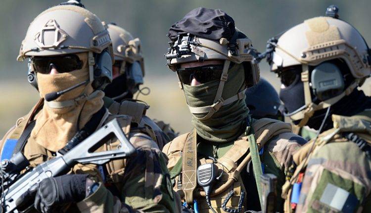 60 عسكريا فرنسيا في قبضة الجيش السوري