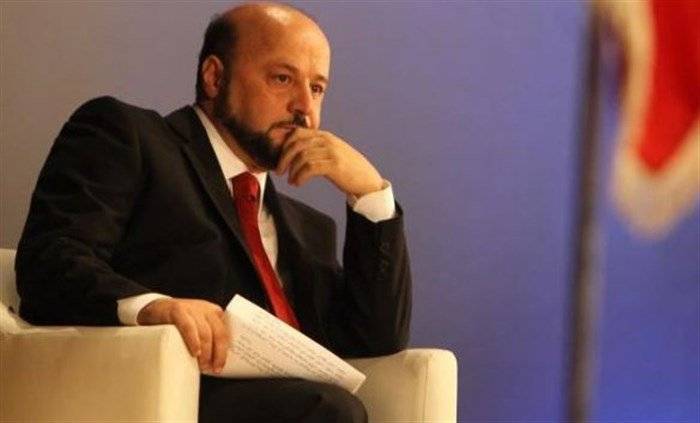 ماذا فعل الرياشي في جلسة مجلس الوزراء؟