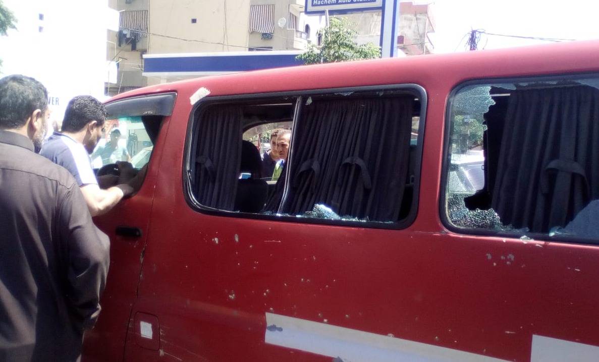 بالصورة..تكسير "فان" و اشكال في البداوي