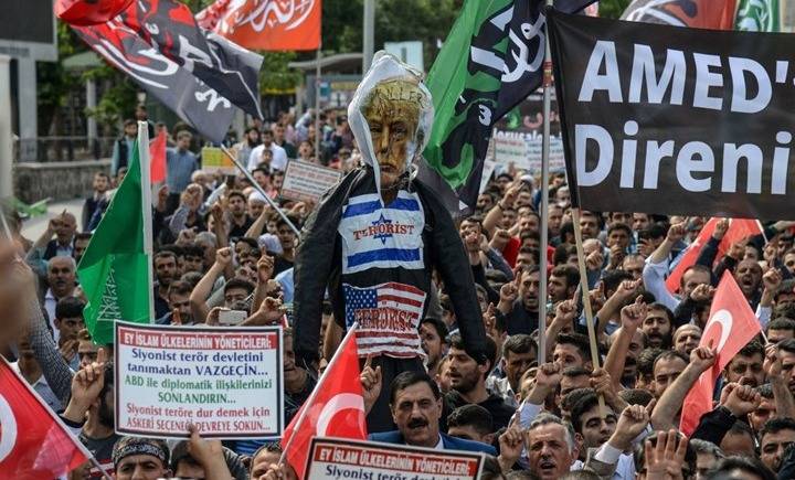 إسرائيل ومصر منعت الطائرات التركية من نقل جرحى غزة