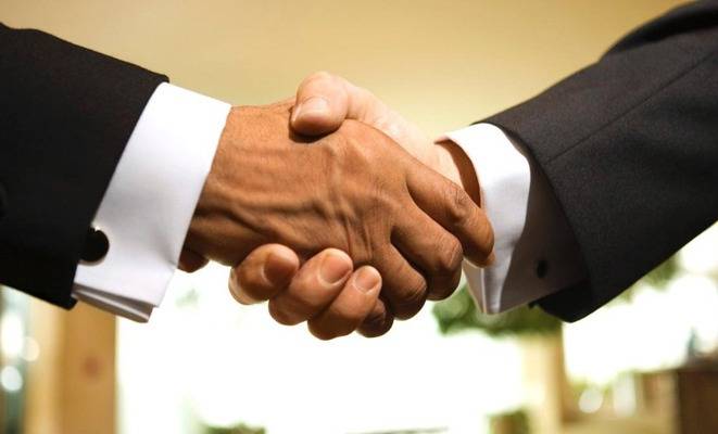 من يصّب الملح على جرح المصالحة المسيحية – المسيحية؟