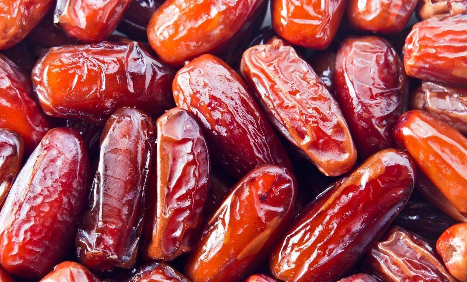 ماذا يحدث للجسم عند تناول 3 تمرات يومياً؟