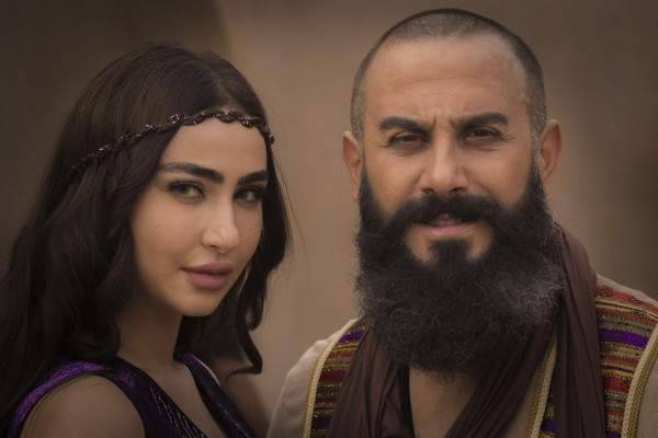 أسماء القرطبي تنضم الى أسرة "هارون الرشيد"