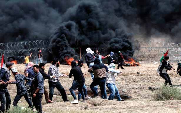 الفلسطينيون واصلوا انتفاضتهم البطولية

واشنطن: لم يضبط بلد نفسه أكثر مما فعلت إسرائيل