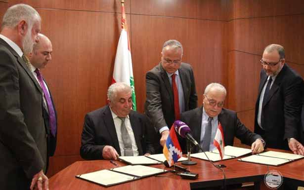 توقيع اتفاقيّة تعاون

بين بلديّتي برج حمّود ومارداكيرد