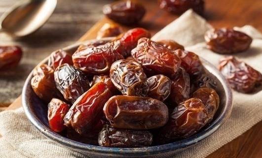 4 أسباب تدفعك للإكثار من تناول التمر في رمضان
