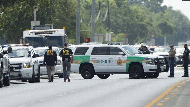 منفذ الهجوم على المدرسة الأمريكية " مُلحد، ولم يملك شجاعة الانتحار"