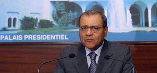رئيس الجمهورية منح بوجي وسام الاستحقاق الذهبي
