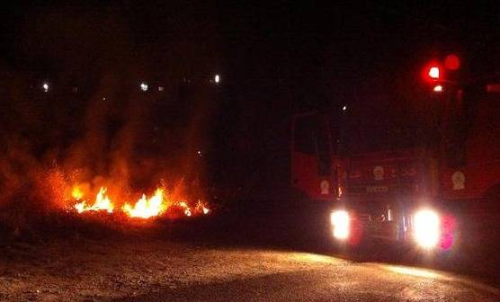حريق في بلدة حدوديّة.. النيران التهمت الأعشاب