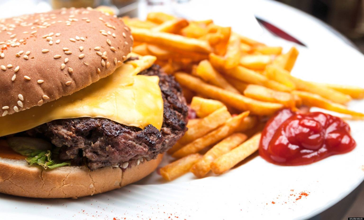 لمحبي الوجبات السريعة.. مفاجأة ستعجبكم