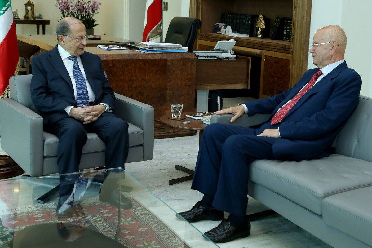 مراد غادر دون الادلاء باي تصريح