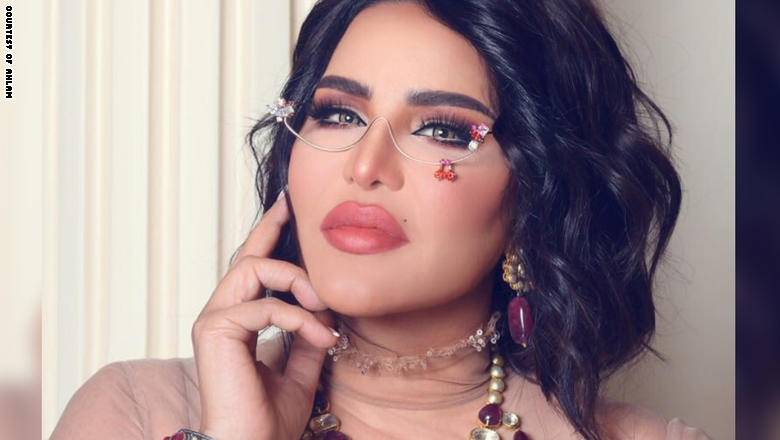 أحلام تطلق متجرها الإلكتروني لمنتجات الجمال "بوتيكات"