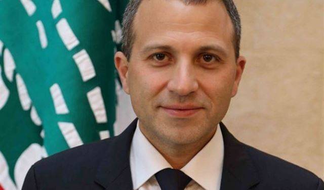 انذار لباسيل من دخول لعبة الطائفة الدرزية