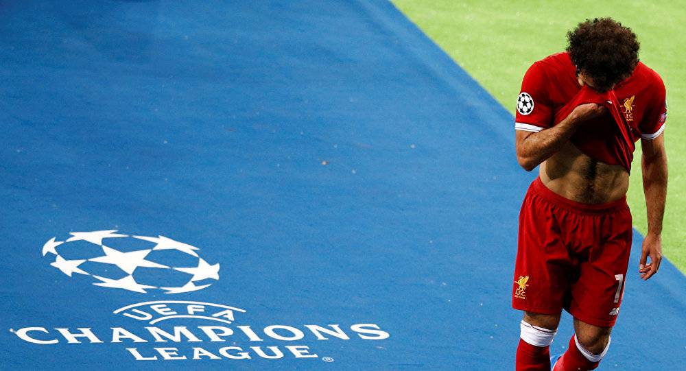 صور+فيديو.. أول ظهور لمحمد صلاح بعد تعرضه للإصابة