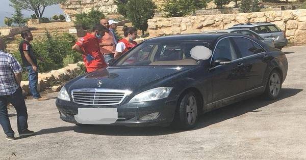 بالصور: طارق فرنجية... جثة داخل سيارته في حدشيت