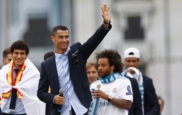 ماذا قال رونالدو لجماهير ريال مدريد؟