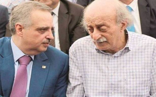 جنبلاط يحارب تطويقه ويحذر الحريري من الالغام والعودة الى «الثنائية القاتلة»!!